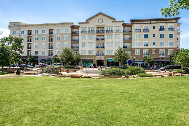 Lofts at Watters Creek II Apartment