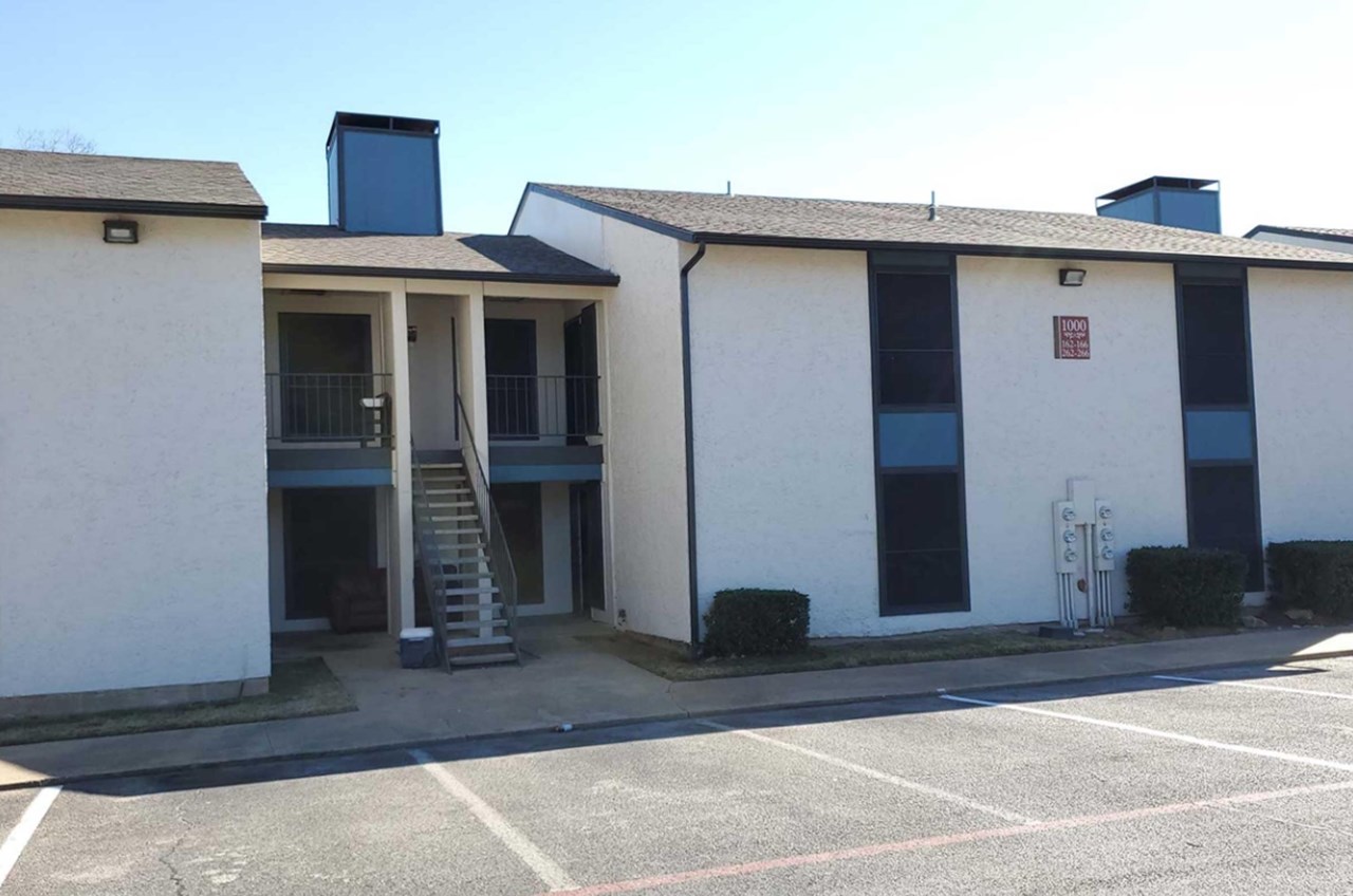 Cooper Park - Arlington, TX - Photo 1 of 20