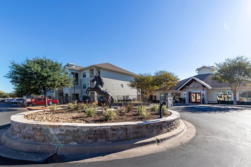 Frontier East Austin View Floorplans, Photos & More