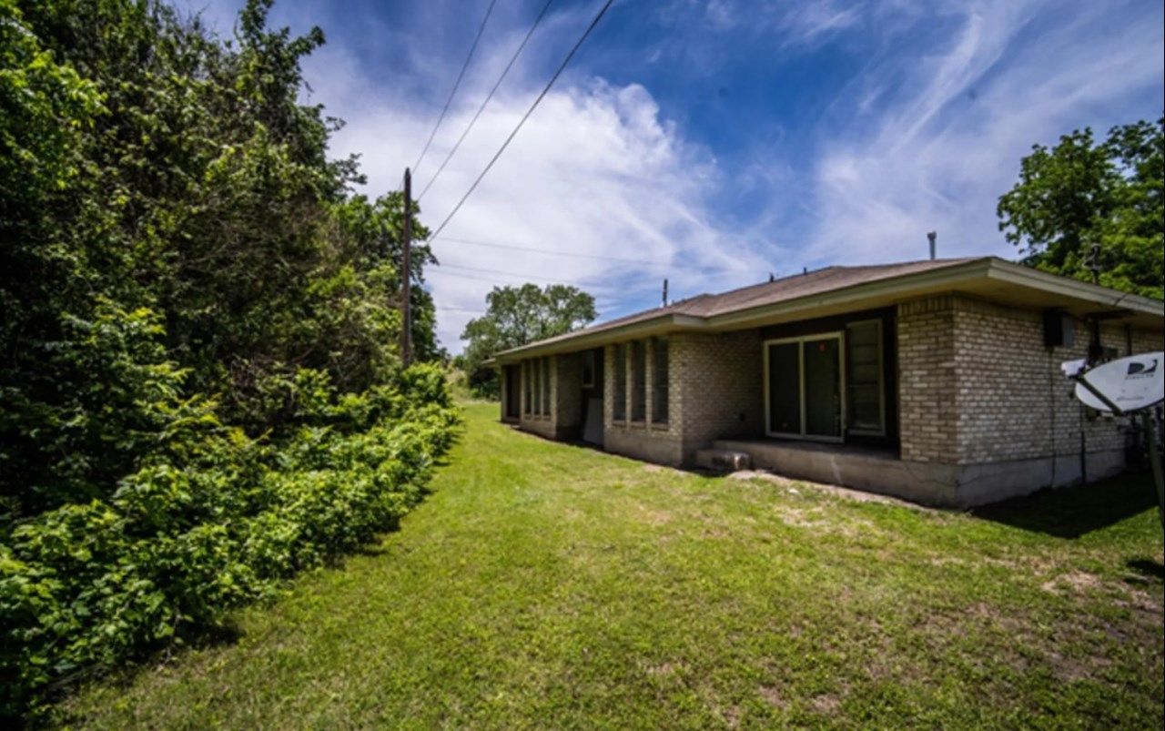 Ashford Cameron Grove - Austin, TX - Photo 1 of 18