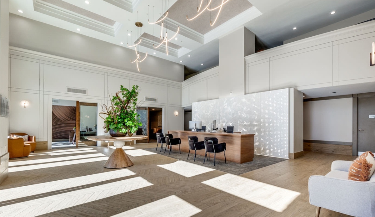 Remi - Lobby - Photo 7 of 18