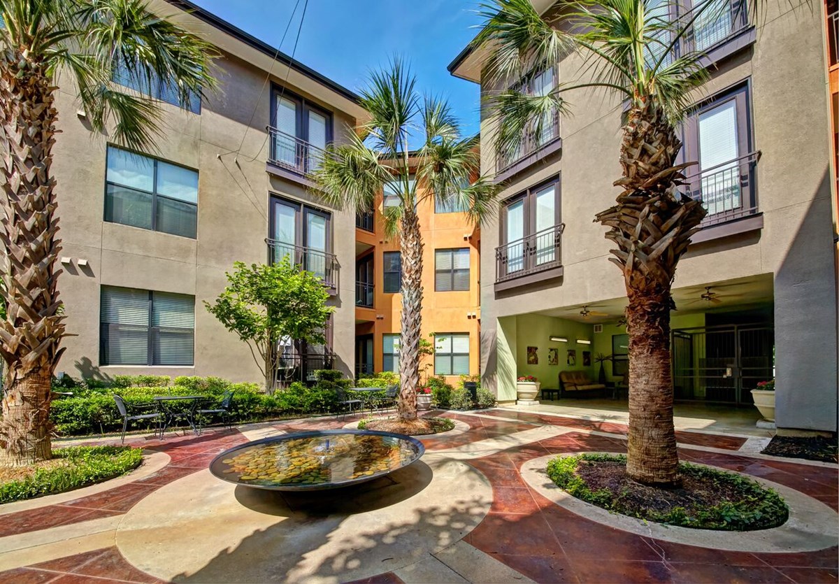 Vue Fitzhugh Dallas 1252+ for 1 & 2 Bed Apts