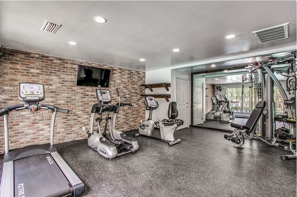 Trinity Heights - Fitness Center - Photo 6 of 11