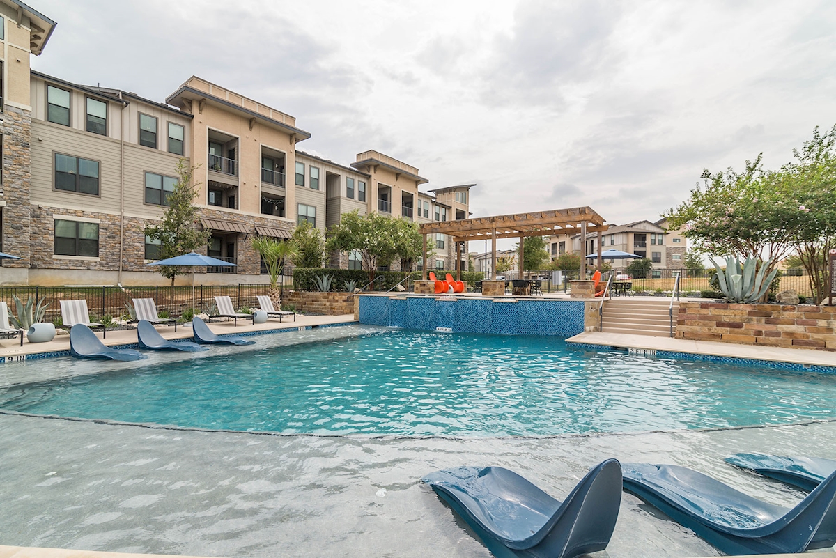 List of 78216 Apartments Starting at $499 - View Listings