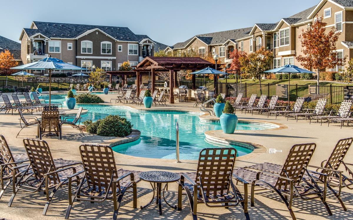 Orion McCord Park Little Elm 1356+ for 1, 2, 3 & 4 Beds