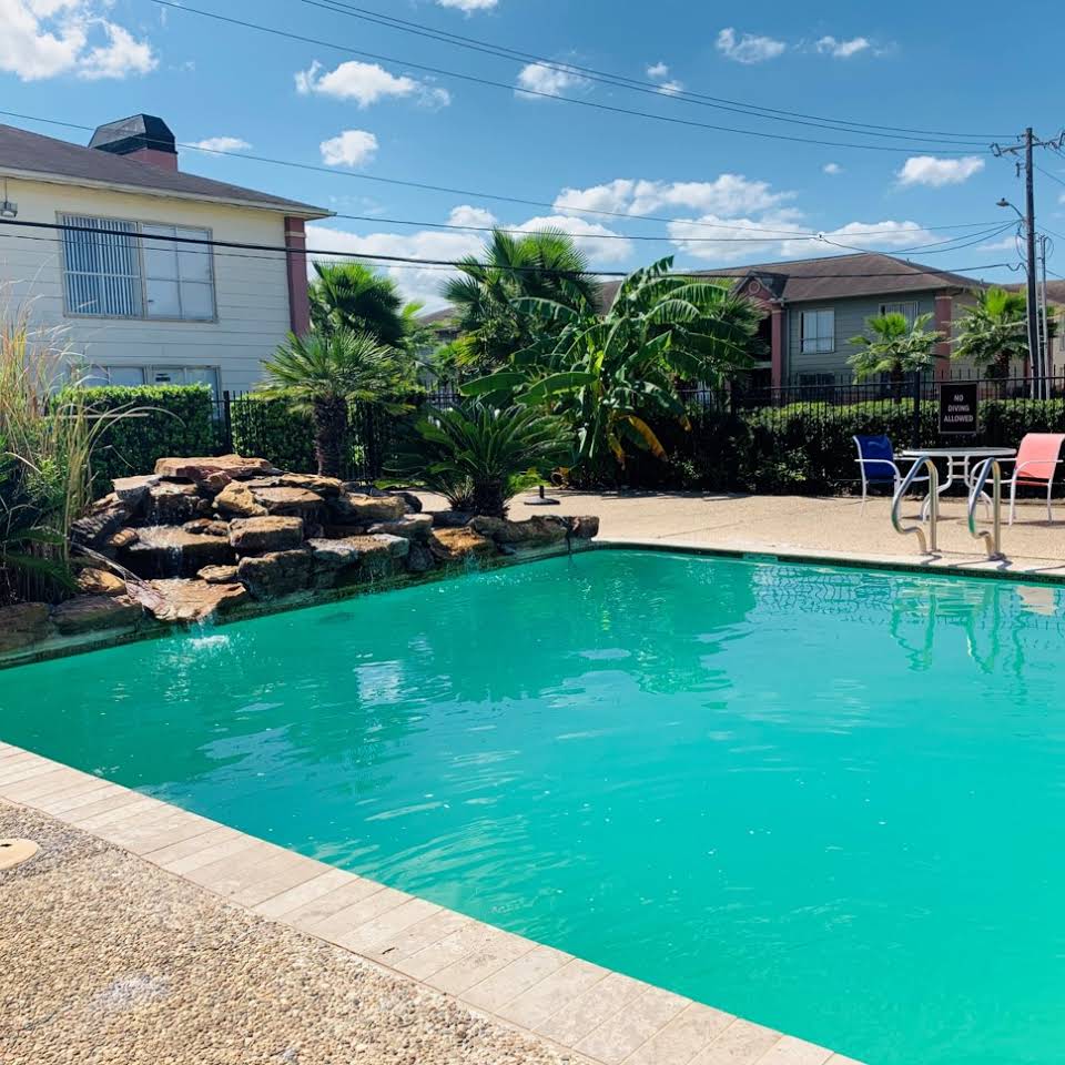 Falls of Edgebrook - Pool - Photo 3 of 9