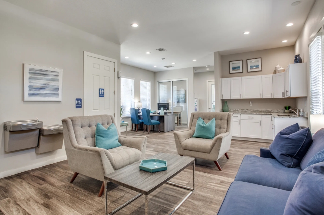 Jerry - Office - Photo 3 of 14