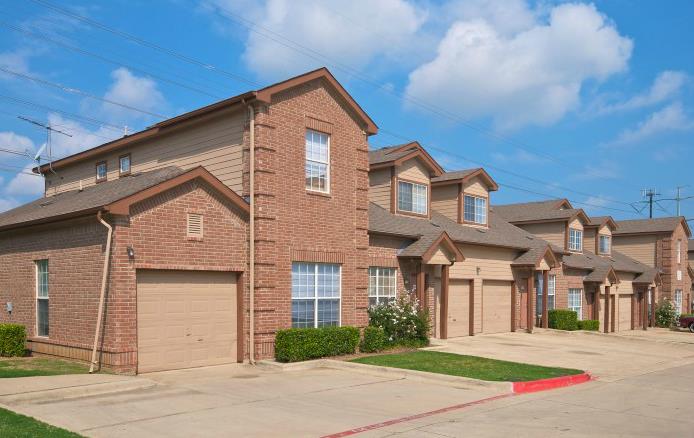 Prairie Estates Apartment