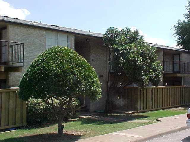 Highland Road Village Apartment