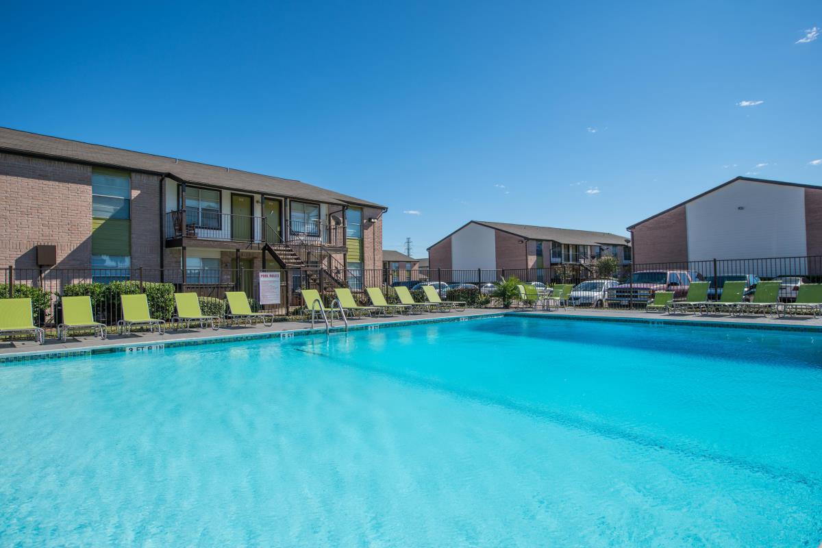 Spring Rose Apartments Houston 742+ for 1 & 2 Bed Apts