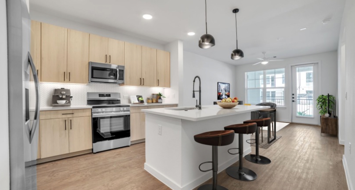 Elina - Kitchen - Photo 8 of 10