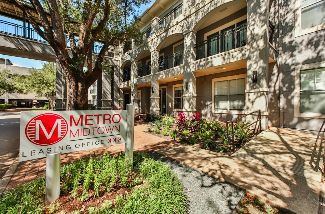 Metro Midtown Houston 1179+ for 1, 2 & 3 Bed Apts