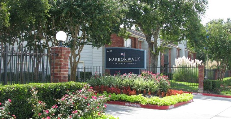 Harbor Walk Apartments