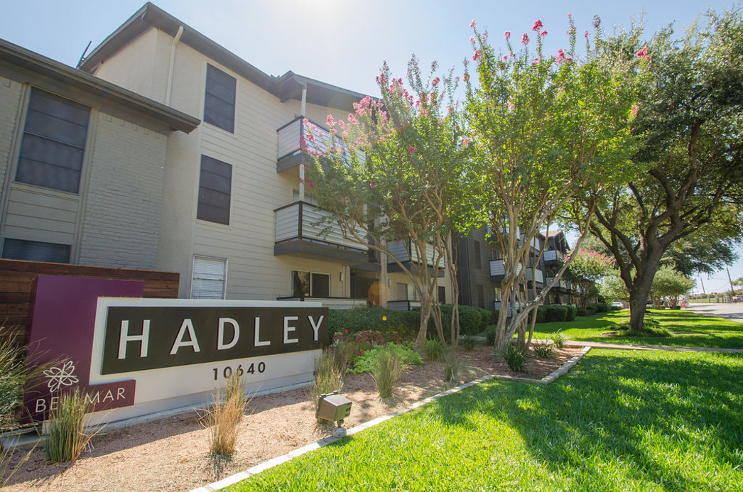 Hadley At Bellmar Dallas 805 For 1 2 Bed Apts