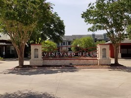 Vineyard Hills Apartments Austin Texas