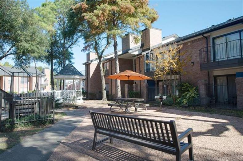 Avery at Deer Park - Exterior - Photo 5 of 24