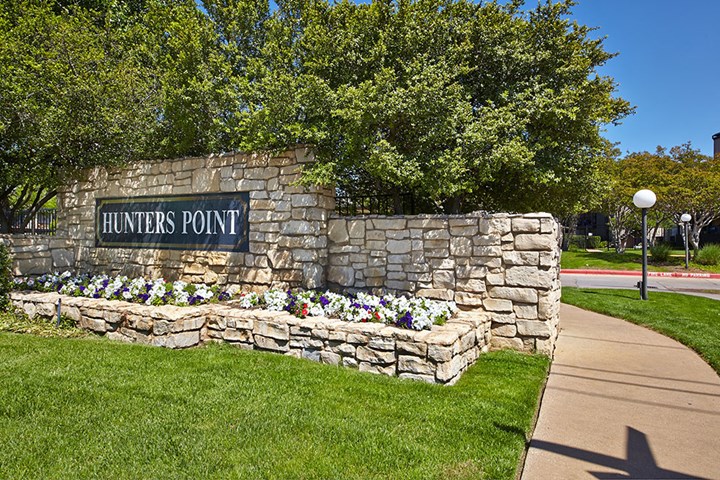 Hunters Point Apartments