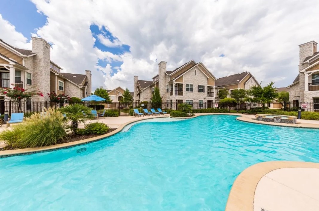 Brodie at Cinco Ranch Katy 1490+ for 1 & 2 Bed Apts
