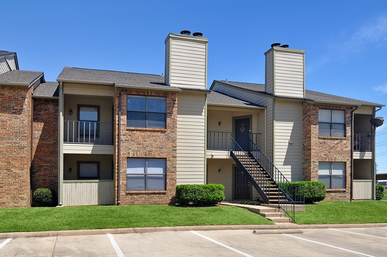 Woodmeade - Irving, TX - Photo 1 of 11