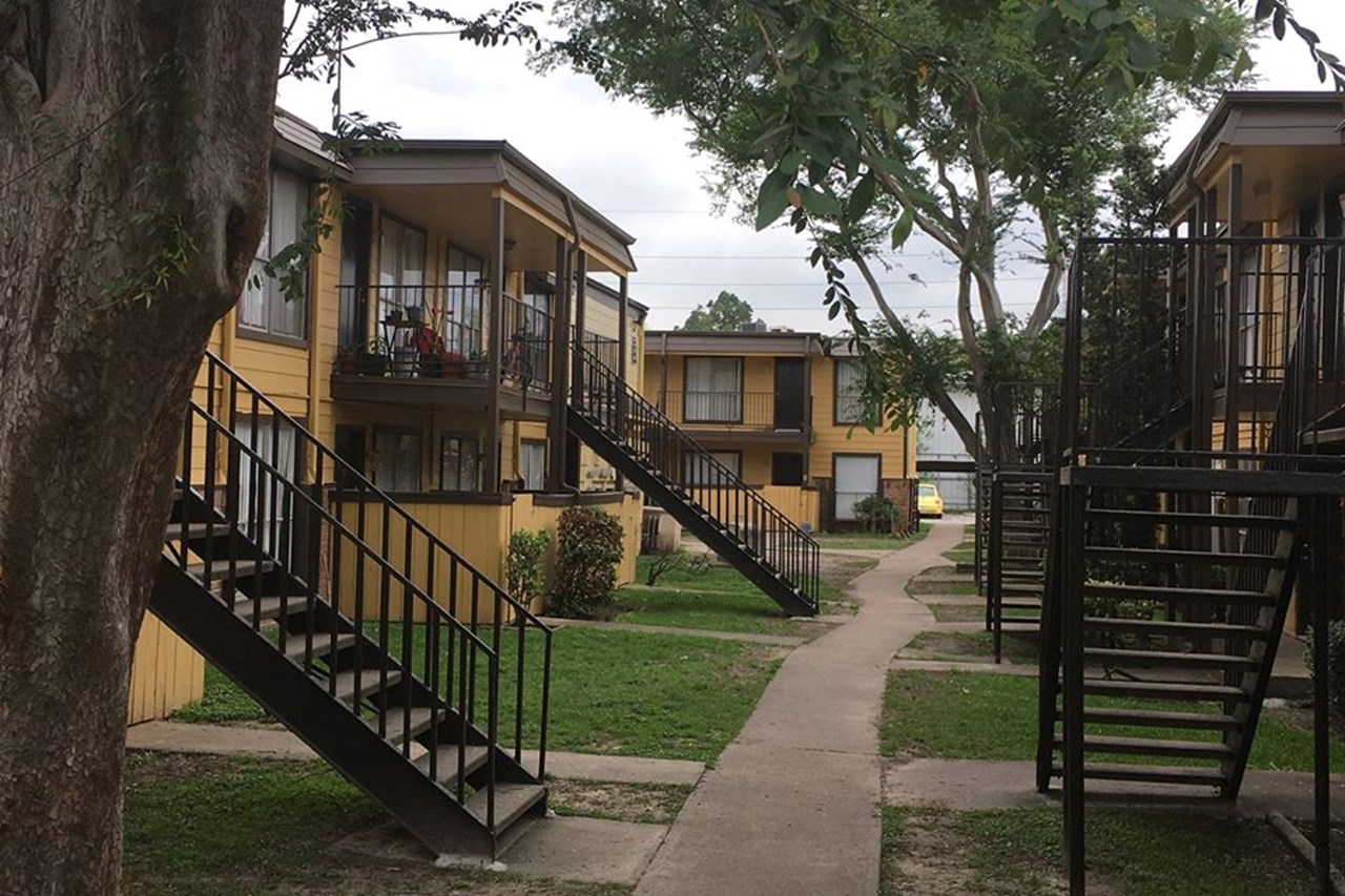 Quail Creek II - Houston, TX - Photo 1 of 17