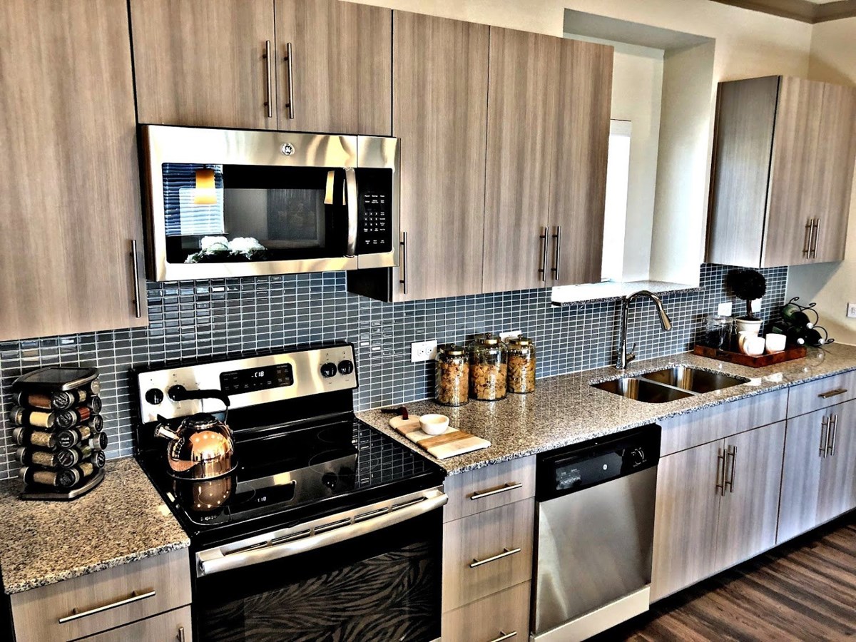 Atlas Point at Prestonwood - Kitchen - Photo 8 of 12