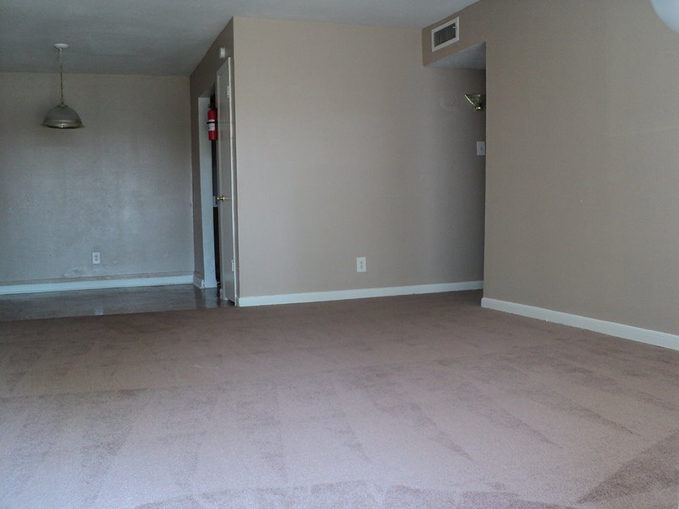 Sterling Crossing - Living/Kitchen - Photo 7 of 15
