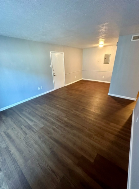 Arlington Park I & II - Living Area - Photo 8 of 12