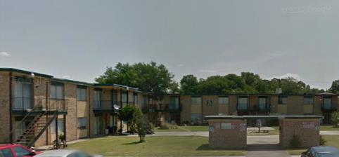 Oak Glen - Exterior - Photo 3 of 3