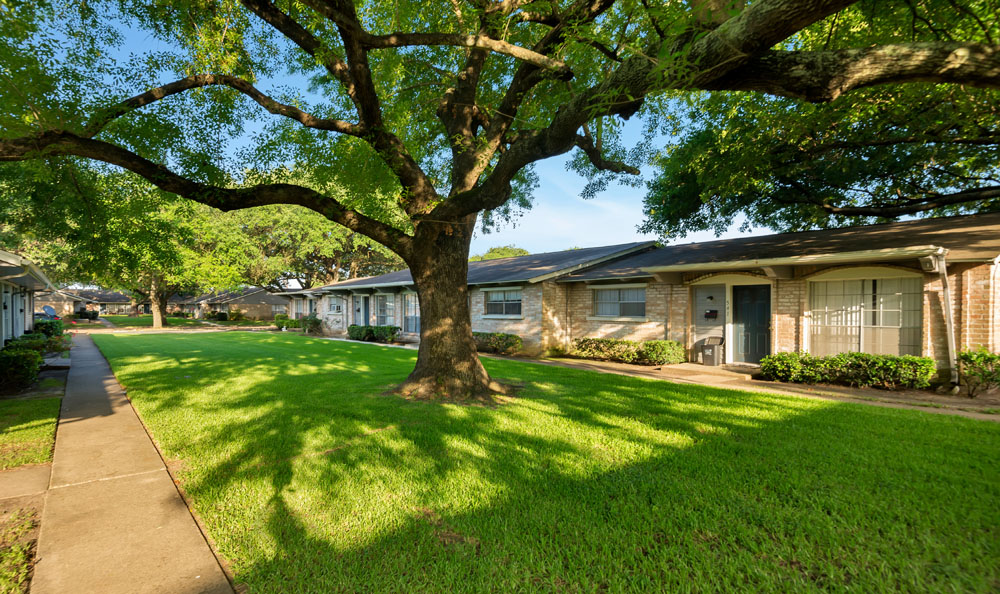 Villages at Parktown I & II Apartment