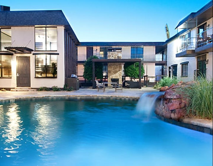 La Vita on Lovers Lane Dallas 725+ for 1 & 2 Bed Apts