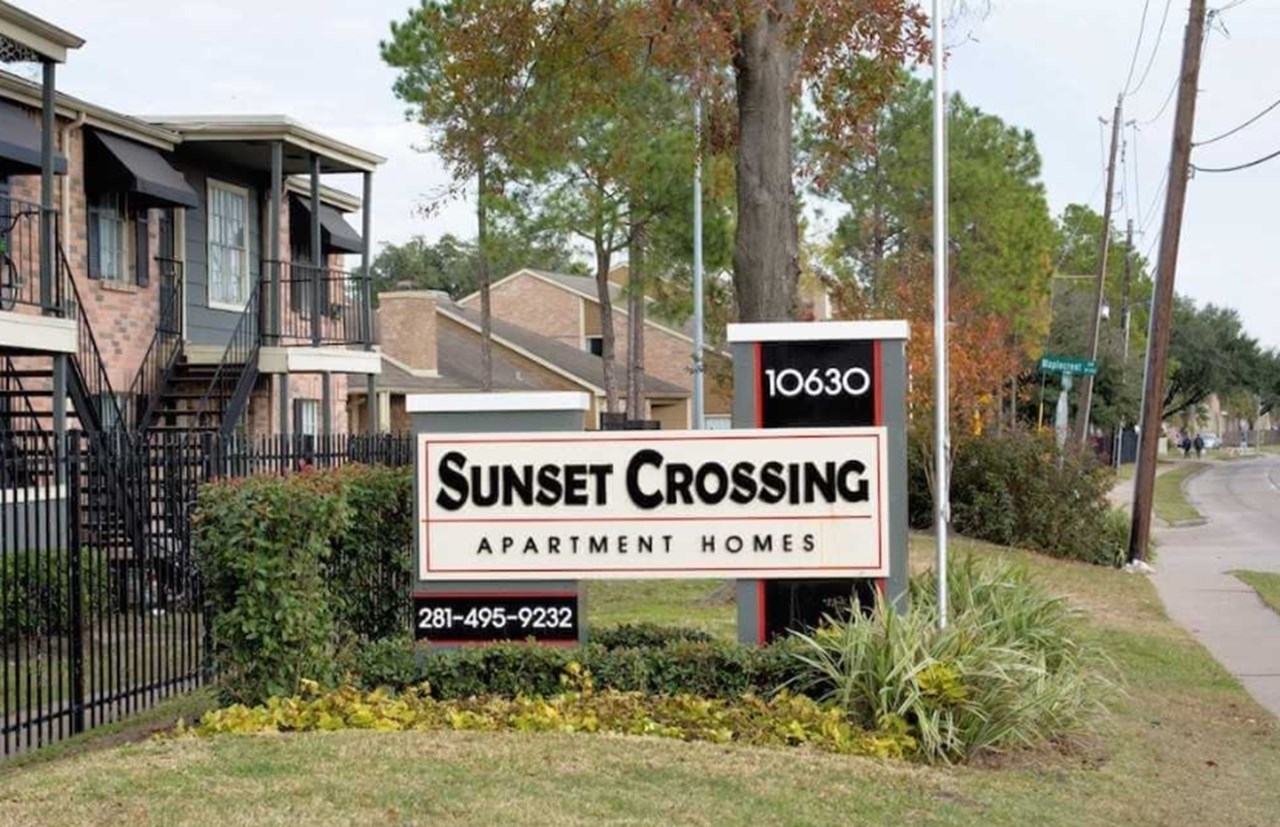 Sunset Crossing - Houston, TX - Photo 1 of 11