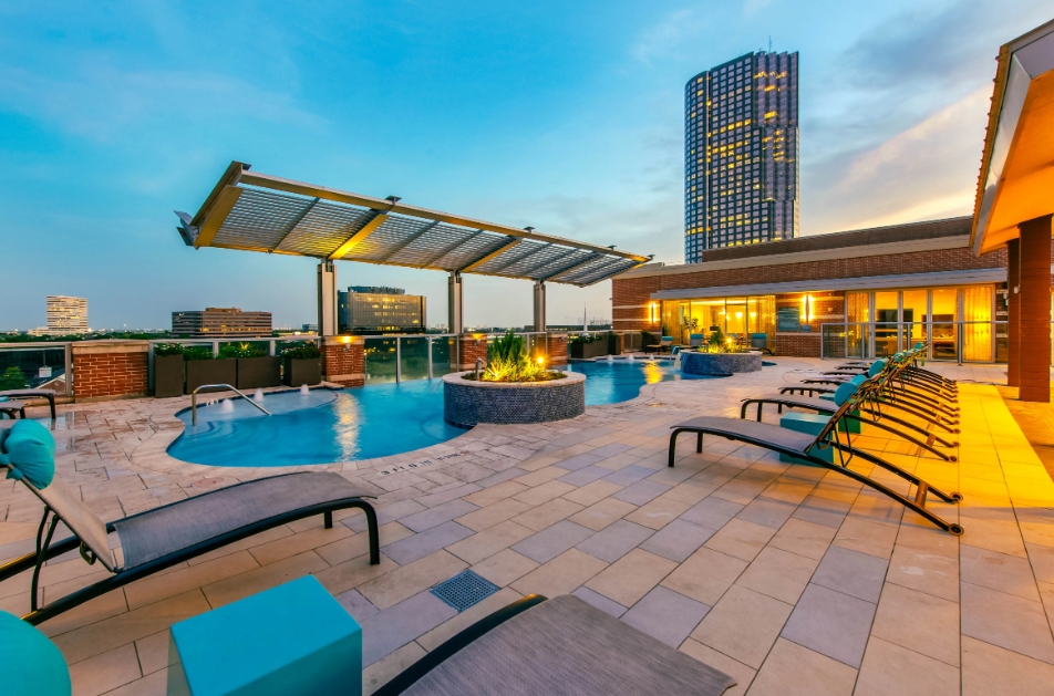 William Tanglewood - Pool - Photo 3 of 28