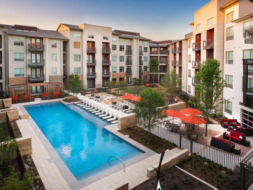 Midtown Commons at Crestview Station II Austin 1357+ for 1 & 2 Beds