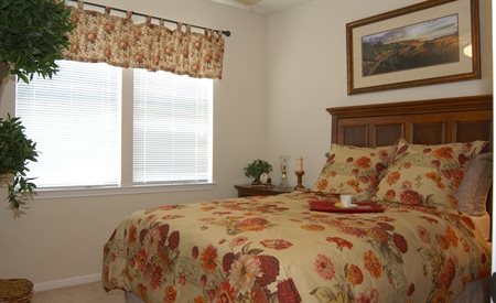 Arbors at Creekside - Bedroom - Photo 4 of 4