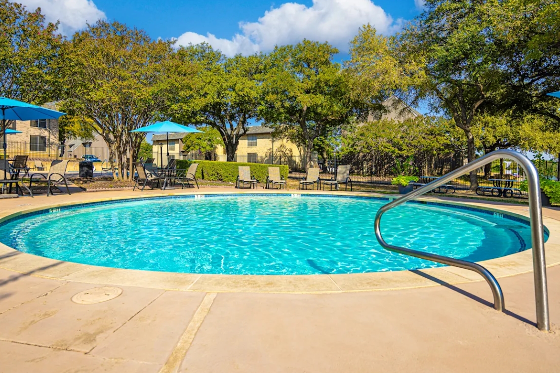 Park Villas - Pool - Photo 6 of 15