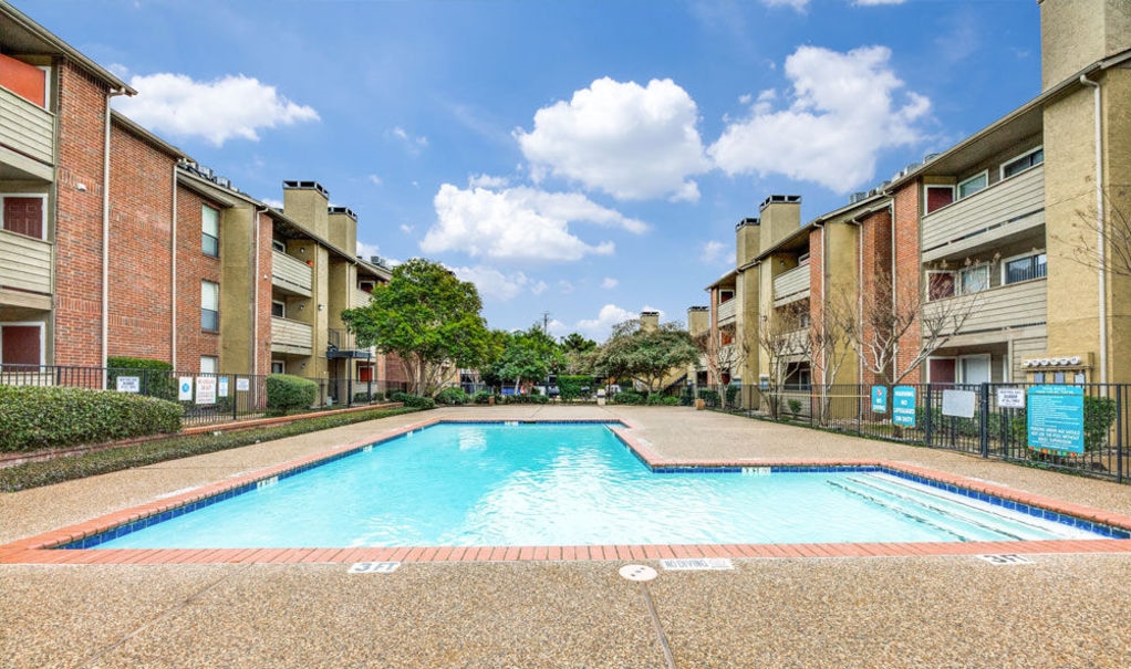 Claro Court Apartments Dallas $904  for 1 Bed Apts