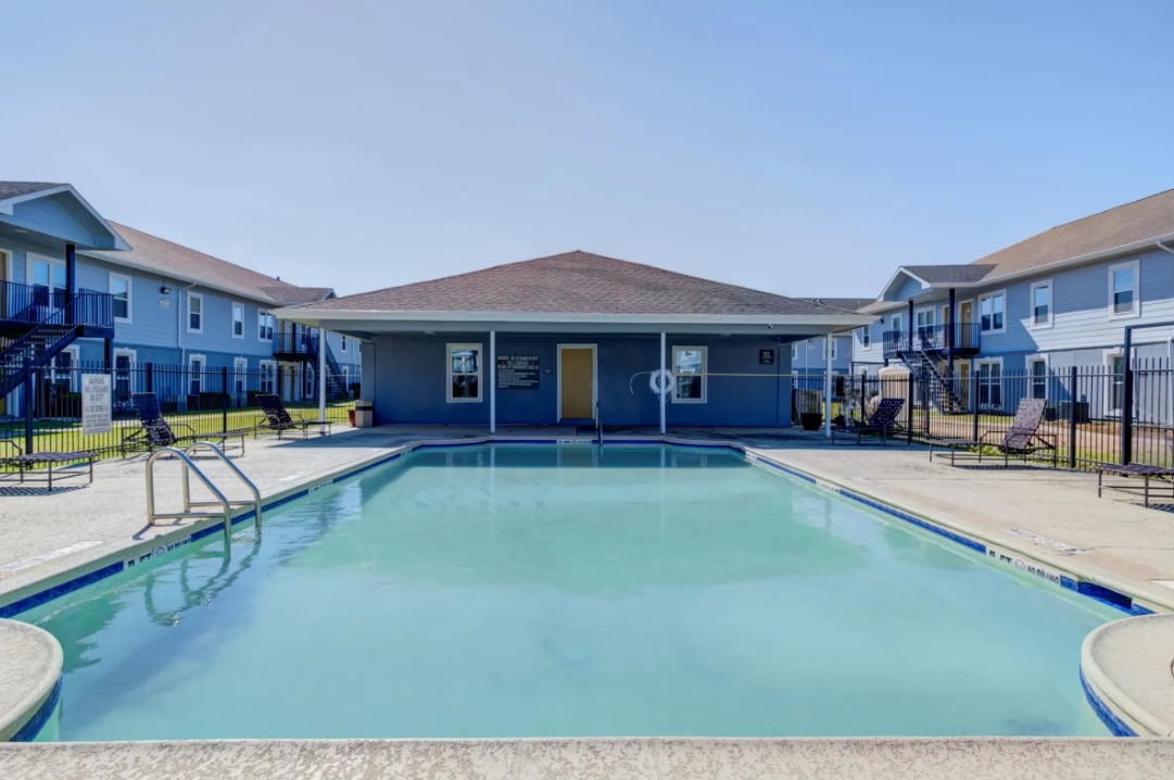 Vista Azul - Pool - Photo 2 of 24