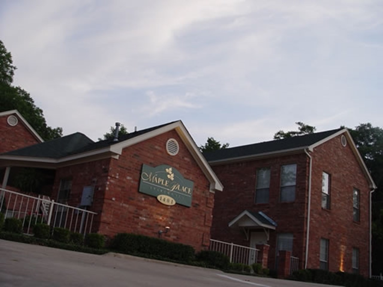Maple Place - Commerce, TX - Photo 1 of 5