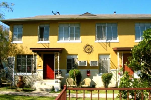 Contour Gardens Apartment