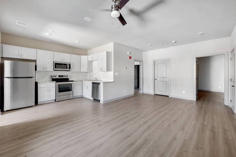 Sugar Pine - Living Area - Photo 6 of 19