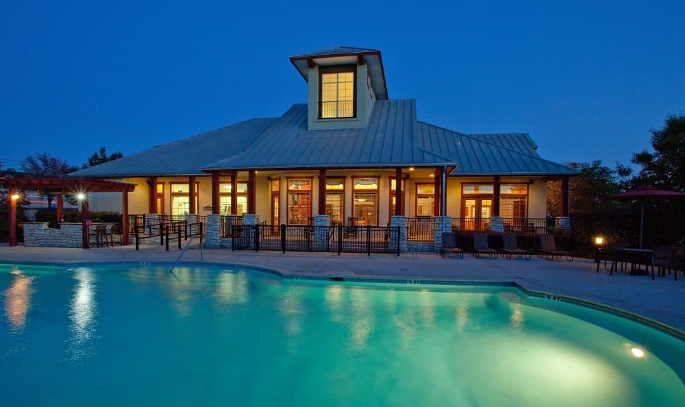 Springs at Live Oak 933+ for 1, 2 & 3 Bed Apts