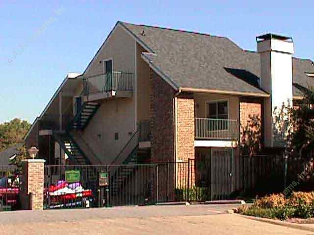 Chase Crossing Apartment