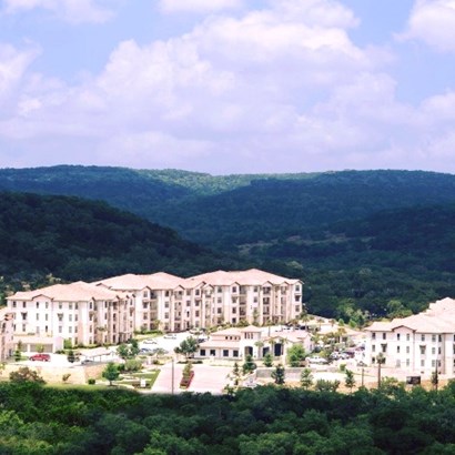 Retreat at Cross Mountain Apartments