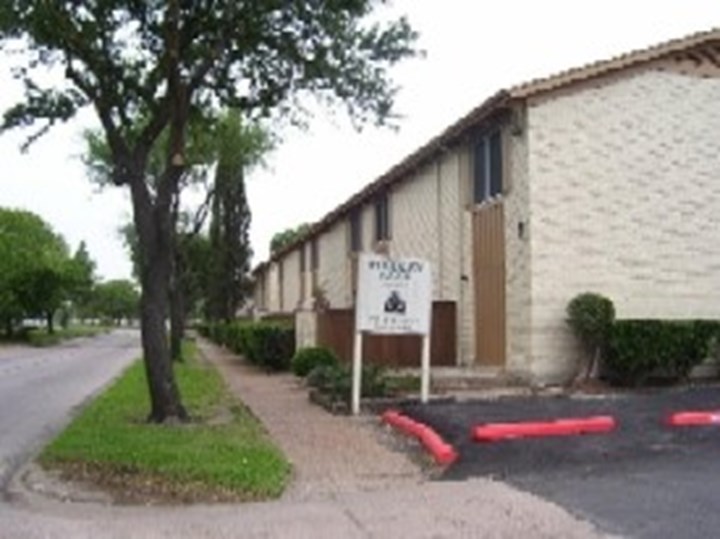 Broadway Casa Houston View Floorplans, Photos & More