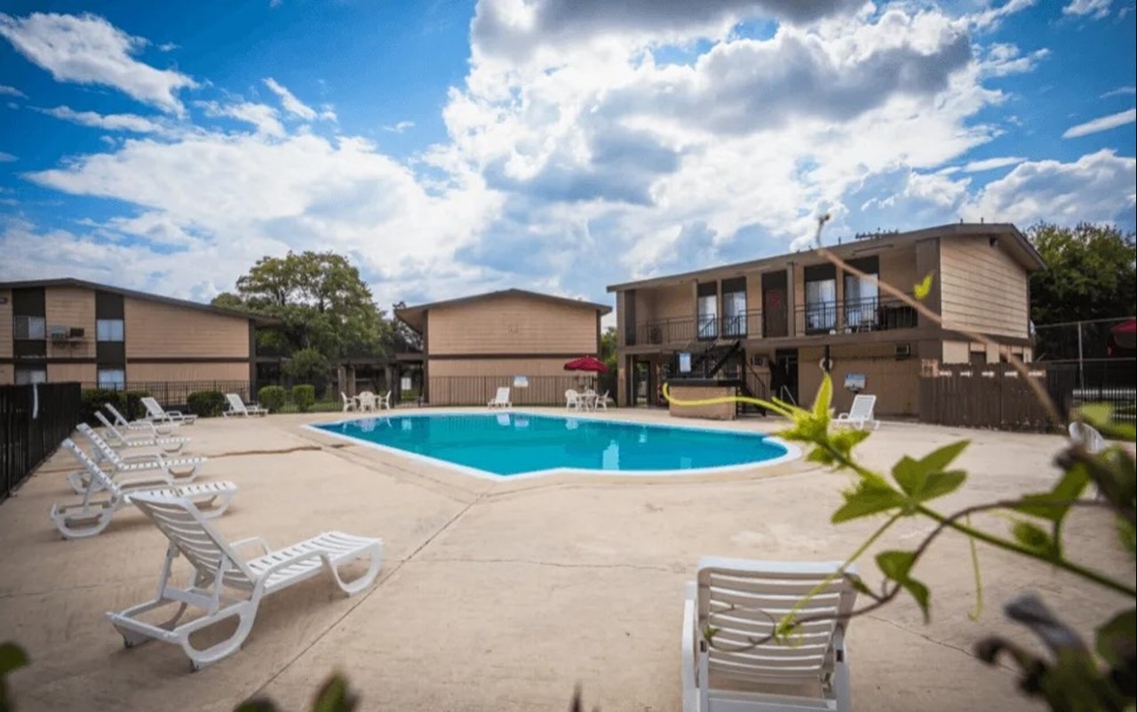 410 Heights - San Antonio, TX - Photo 1 of 16