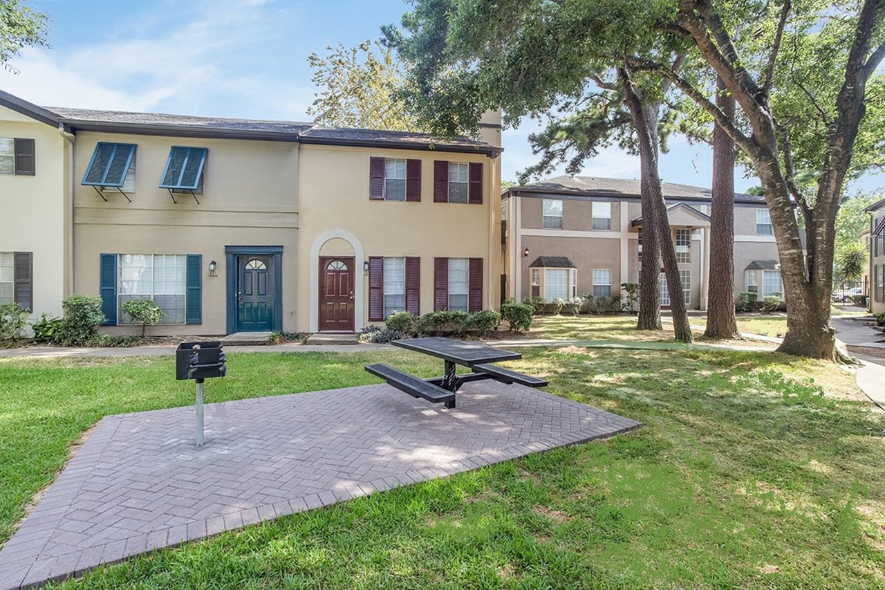Springwood Park - Houston, TX - Photo 1 of 7