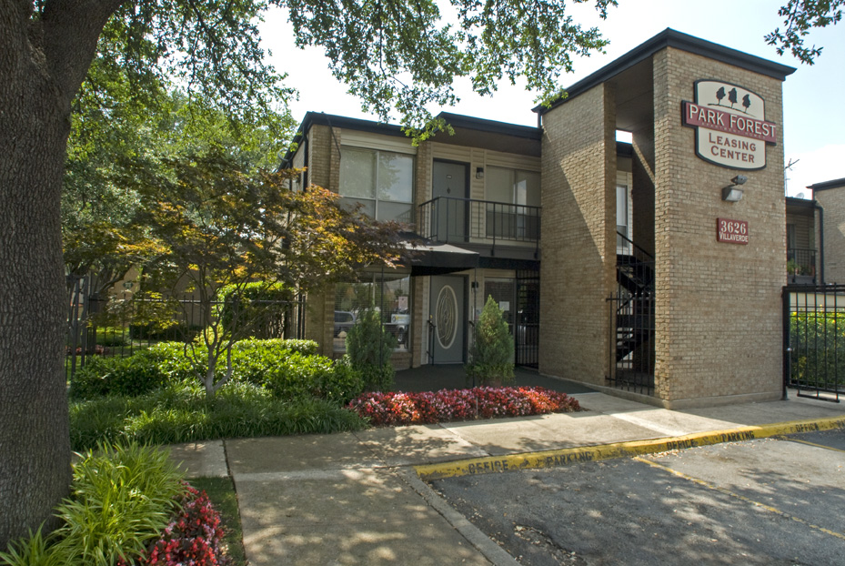 Park Forest Apartment