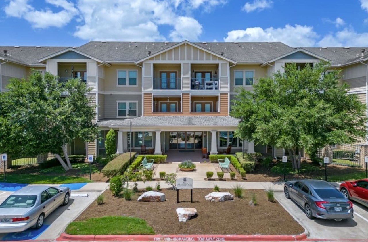 Mariposa at Bay Colony - Dickinson, TX - Photo 1 of 16