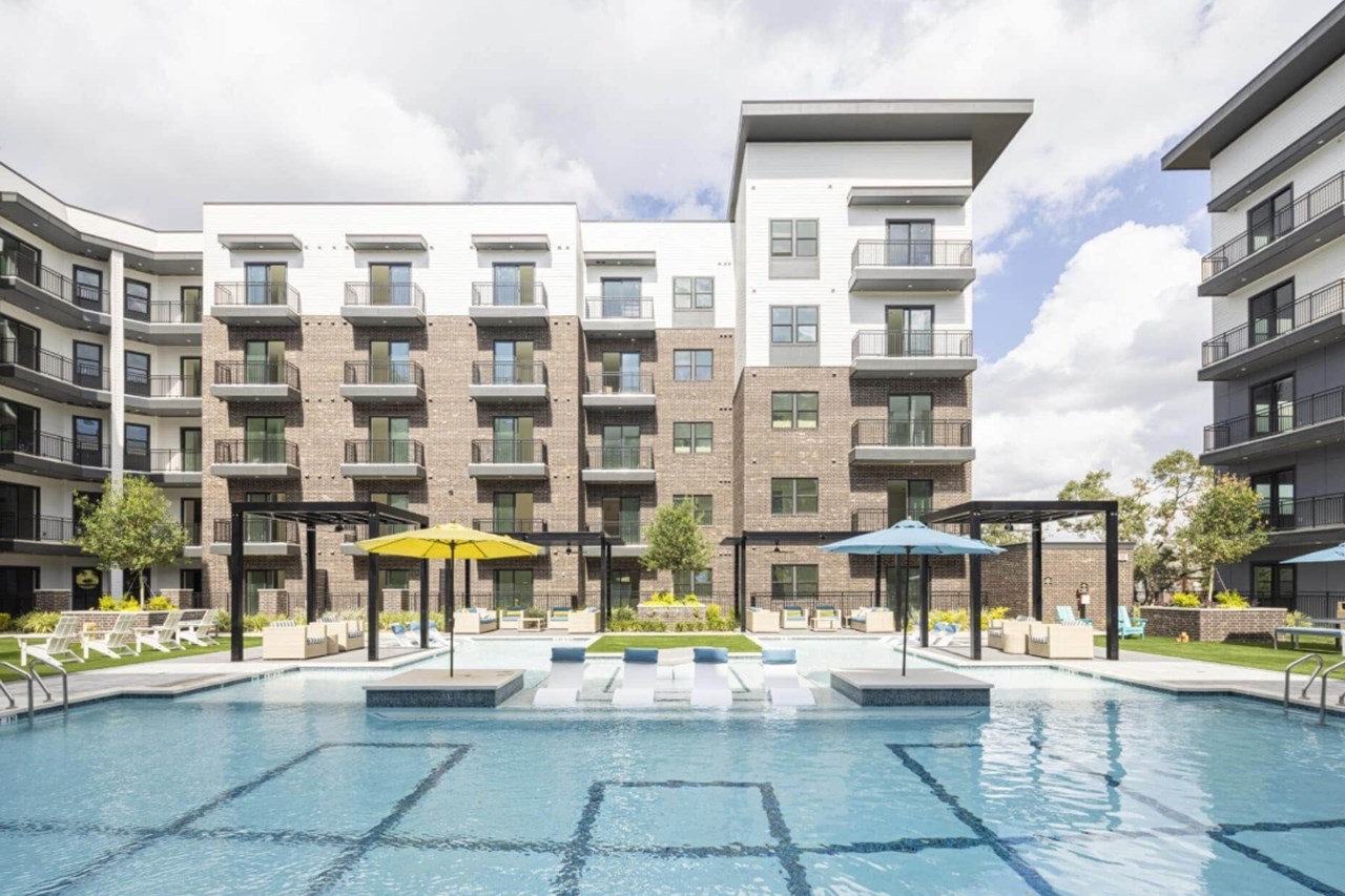Emeline Heights - Pool - Photo 3 of 37