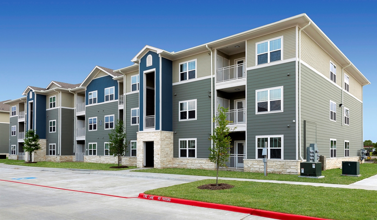 Meadowbrook Dallas - $1670+ for 1, 2, 3 & 4 Bed Apts
